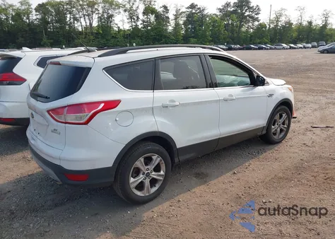 2016 Ford Escape Se z USA, uszkodzony, nr VIN 1FMCU0GXXGUA08917